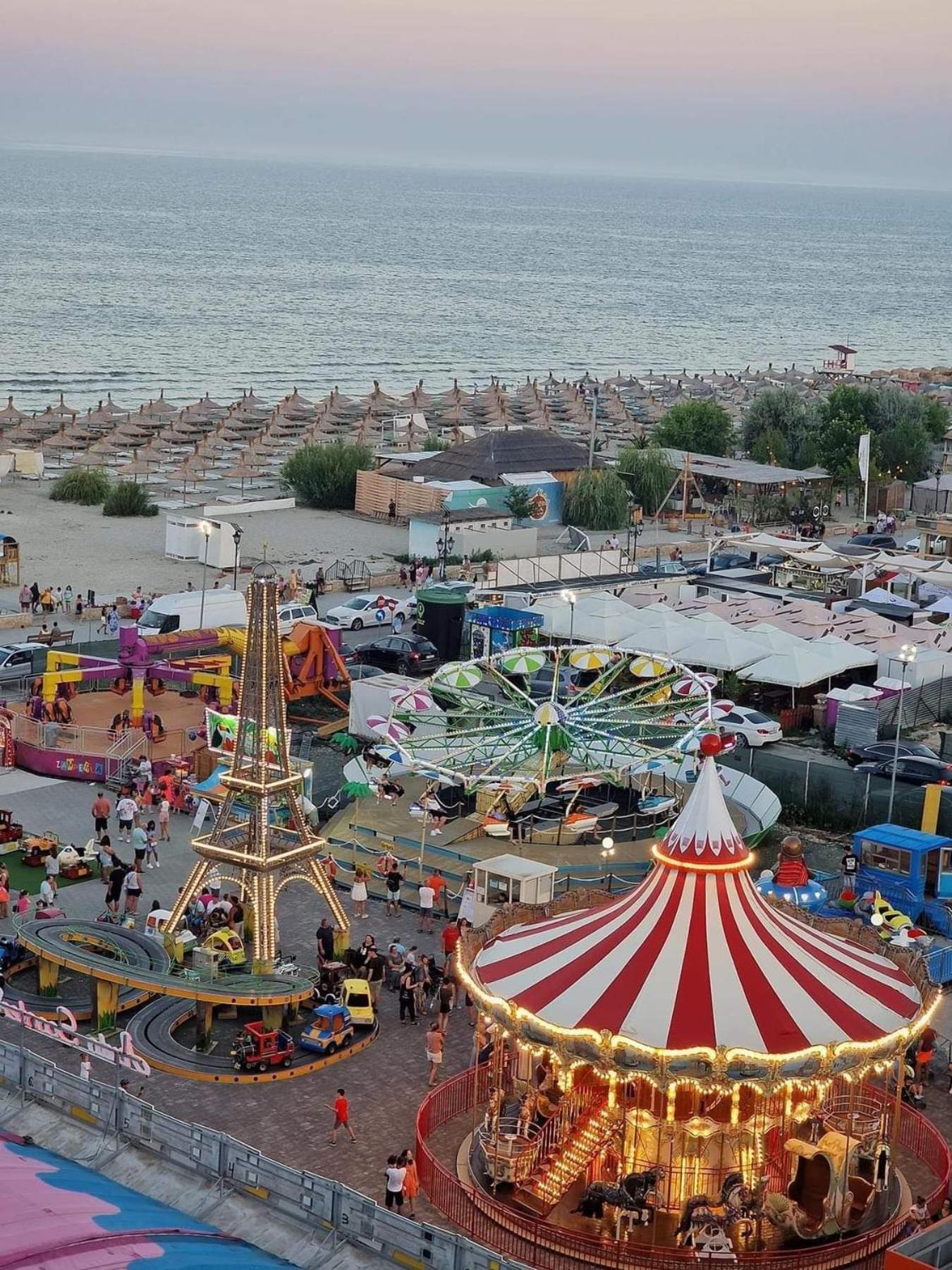 Apartamento Mamaia Nord Năvodari Exterior foto